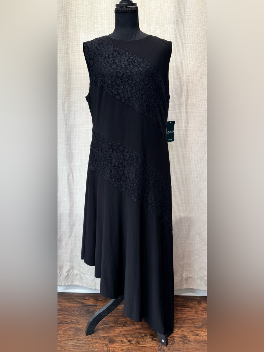 Lauren Ralph Lauren Black Lace Panel Dress Size 16 NWT Elegant Formal